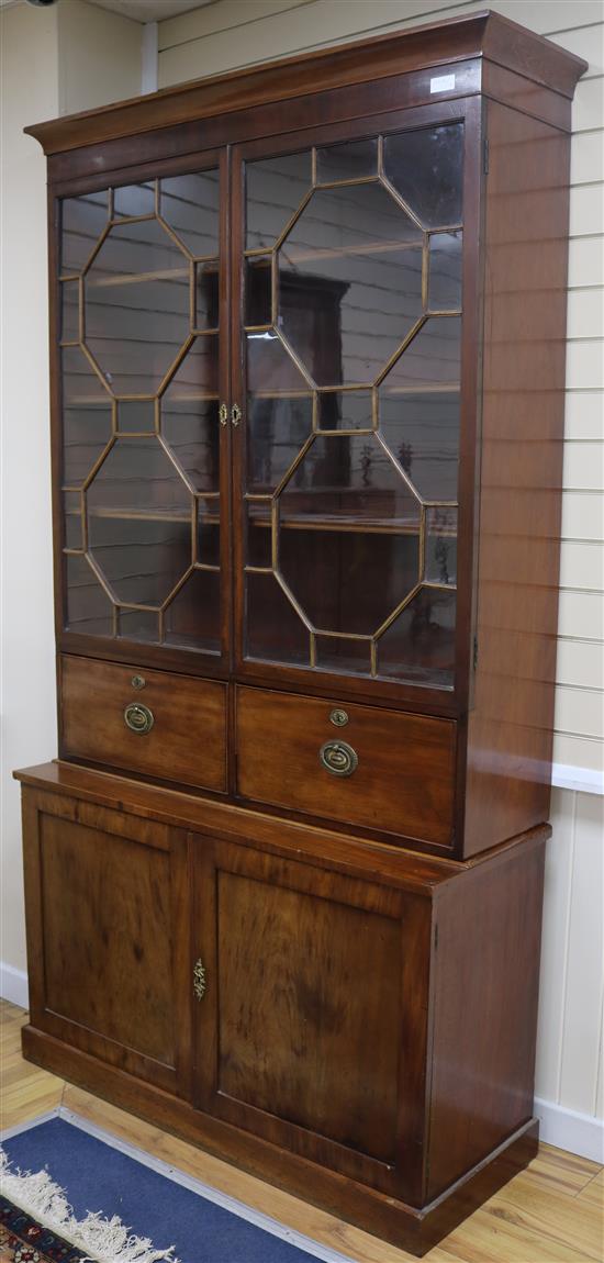 Regency bookcase, H.230cm